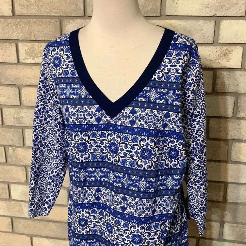 3for$20 long blouse medium - Picture 2 of 4